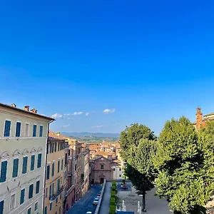 Apartamento Sisters' - Nel Centro Storico Con Terrazzo, Aria Condizionata E Vasca Da Bagno, Siena